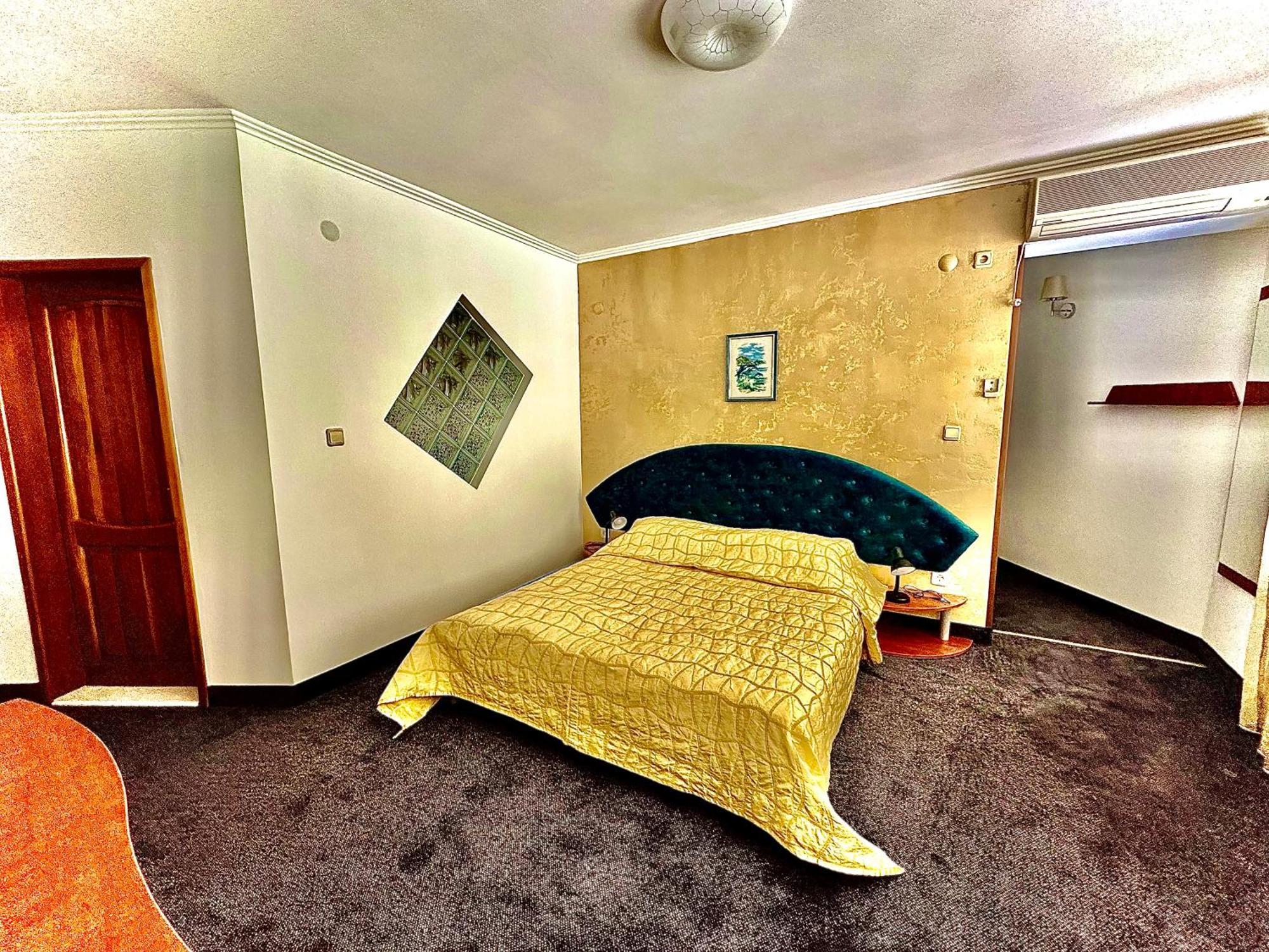 Family Hotel The Golden Fish Sozopol Exterior foto